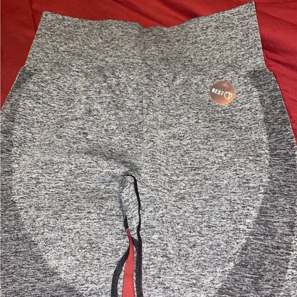 Victoria Secret Seamless Workout Tights - Picture 2 of 7